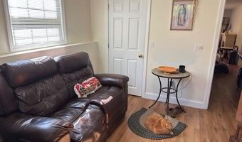 669 Metacom Ave 17, Bristol, RI 02809