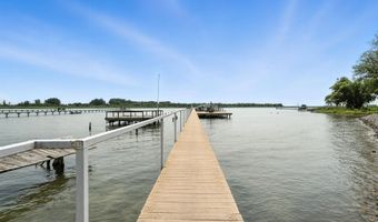 9996 Tashmoo, Algonac, MI 48001