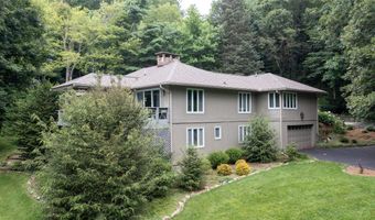 521 Azalea Ln, Cashiers, NC 28717