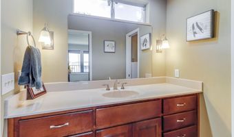 435 Christi Ln, Biloxi, MS 39531
