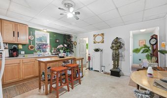 10 Pearl St, Auburn, ME 04210