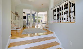 210 BOWEN Ct, Annapolis, MD 21401