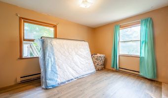 130 Plum Ln, Bastian, VA 24314