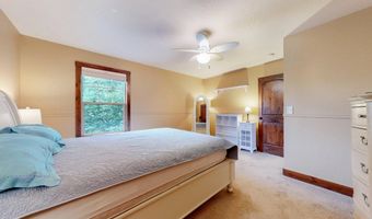 1030 5th St, Berthoud, CO 80513