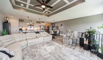 2333 Stonewood Ct SW, Altoona, IA 50009