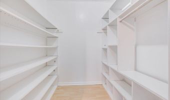 86 W Main St, Bergenfield, NJ 07621