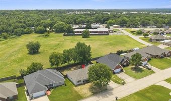 1908 S 6th Ave NW, Ardmore, OK 73401