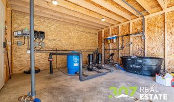 3256 N Fork Hwy, Cody, WY 82414