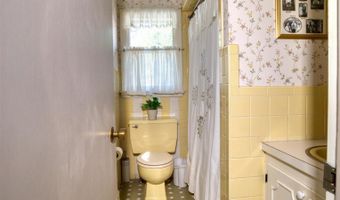 262 Concord St, Antrim, NH 03440