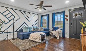 2627 Old N Sharon Amity Rd, Charlotte, NC 28205
