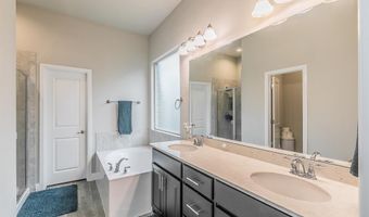 213 Gill Point Ln, Aledo, TX 76008