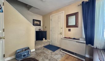 80 Baldwin Dr, Bangor, ME 04401
