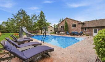 3405 Pawnee Dr SE, Alexandria, MN 56308