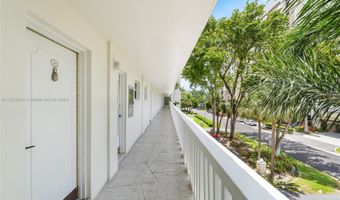 2555 NE 11th St 303, Fort Lauderdale, FL 33304