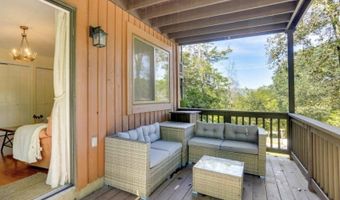 1 Arnold Palmer Ct, Alloway, NJ 07462