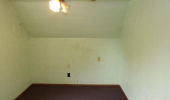 1138 E Hunt St, Adrian, MI 49221
