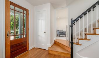 4903 EARLSTON Dr, Bethesda, MD 20816