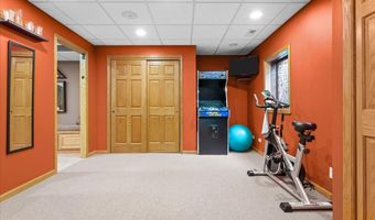 1928 N Ridge Ave, Arlington Heights, IL 60004