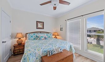 317 Bayview Dr, Aransas Pass, TX 78336
