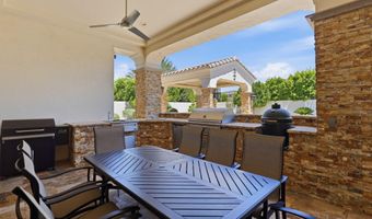 525 W HARMONY Pl, Chandler, AZ 85248