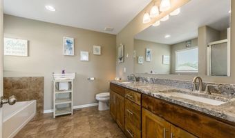 16803 Onyx Ter, Basehor, KS 66007