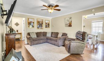 208 Hallock Pl, Abingdon, VA 24210