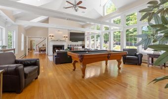 127 Hooksett Rd, Auburn, NH 03032