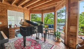 40 Duvall Ln, Bella Vista, AR 72715