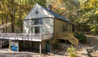16 Kilroy Rd, Andover, NJ 07860
