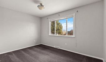 900 PHOENIX Dr, Cheyenne, WY 82001