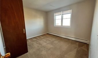 70 Carroll Ave 507, Newport, RI 02840