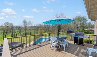 19529 Lawrence 2152, Aurora, MO 65605