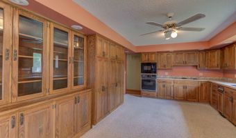 606 Dogwood Dr, Arcola, IL 61910