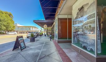 106 Broad St, Bainbridge, GA 39817
