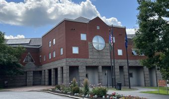 2 Howard St, Augusta, ME 04330