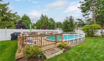 984 Cleveland Ave, Amherst, OH 44001