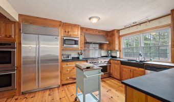 69 Twin View Dr, Carroll, NH 03595