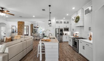 568 Newburyport St, Blanchard, LA 71107