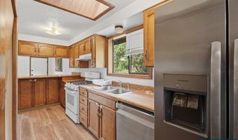1530-1540 Salem Ave SE, Albany, OR 97321