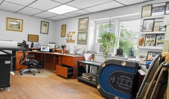 4 Chase Hill Rd, Hopkinton, RI 02804