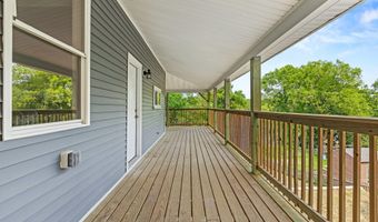 38 Newbury St, Auburn, ME 04210