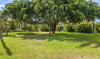 15 KULANIHAKOI St 12E, Kihei, HI 96753