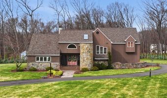 28 E Ridge Ct, Cheshire, CT 06410