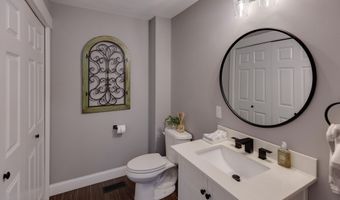 101 Loft Cir, Campton, NH 03223