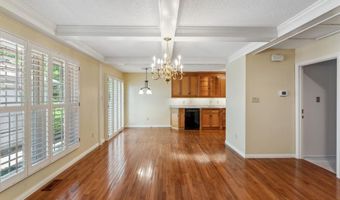 2114 Mason Lake Dr, Ballwin, MO 63011