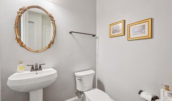 22979 HOMESTEAD LANDING Ct, Ashburn, VA 20148