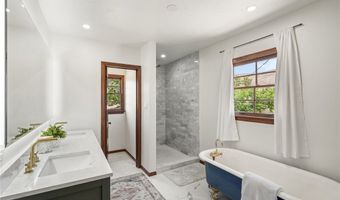 10821 Los Jordans, Agua Dulce, CA 91390