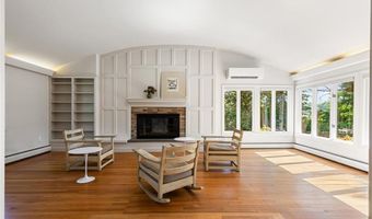 19 Preston Dr, Barrington, RI 02806