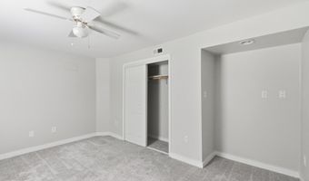 24674 PEACH ORCHARD Ln, Aldie, VA 20105