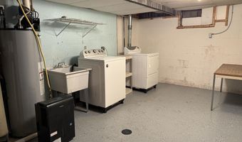 1222 E Porter St, Albion, MI 49224